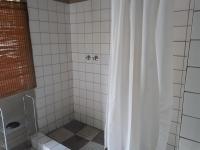 Standard Twin Room with Shared Bathroom