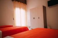 Camera Tripla con Bagno in Comune