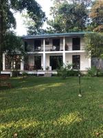 Villa by the Lake Bolgoda, Moratuwa-Colombo - Ferienwohnung