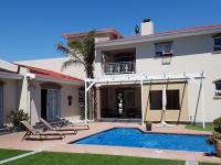 Carmel Huys - B&B Cape Town