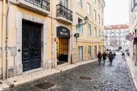 FLH Bairro Alto Stylish Apartment - B&B Lisbon