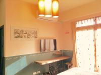 Home & Teak Homestay - Bed and Breakfast Jinning