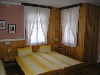 Double Room with Balcony (3 Adults)