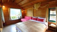 Familienzimmer mit Bergblick
