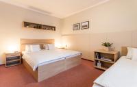 Triple Room with Shared Kitchen