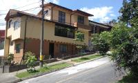 Mayorca Homestay - B&B Medellín