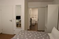 Double room with shared kitchen B1