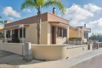 Intera villa ad uso esclusivo con 2 bagni 4 camere da letto,garage,giardino,area fitness,lavatrice,wifi - Chambres d’hôtes Tuglie