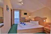 Double Room with Balcony 11 