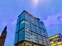 Glasgow Central Station SKYLINE Apartment with Parking (2 bedrooms, 2 bathrooms, 1 living room-Kitchen) - Ferienwohnung