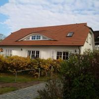 Ferienhaus Boddenkiek mit Wasserblick in Seedorf - Chambres d’hôtes Seedorf