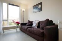 home stay with roof terrace 