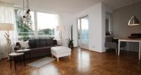 Apartment mit Balkon