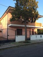 Appartamento con 2 Camere da Letto - Piano Terra