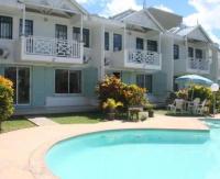 Casa Marina- Flic en Flac - Beach is right in front of the Villa-Just cross the road - B&B Flic en Flac