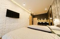 Dreibettzimmer mit Gemeinschaftsbad