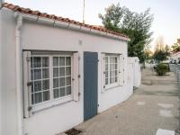 Three-Bedroom Holiday Home in La Tranche sur Mer, Ferienhäuser - La Tranche-sur-Mer