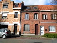 Close to centre, 3 rooms, 2 bathr & wc, free parking & wifi, spacious living area & kitchen - B&B