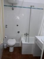 Chambre Triple avec Salle de Bains Privative