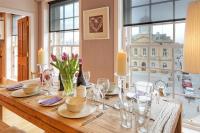 The Square - B&B Kelso