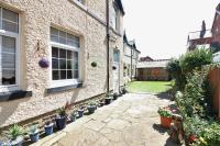 The Coach House Apartment - Bed and Breakfast