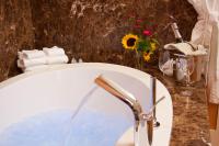 Deluxe Zimmer mit Kingsize-Bett