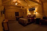 Cozy Aurora Cabin