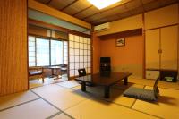 Habitación Cuádruple de estilo japonés con baño compartido