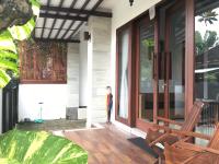 Dim House Jimbaran - Bed and Breakfast Jimbaran