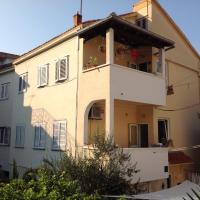 Secret Garden Apartment - B&B Zara