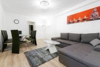 BIG Central City Apt. Potsdamer Platz - Bed and Breakfast Berlijn