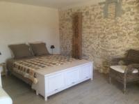 Camera Matrimoniale con Vista Giardino