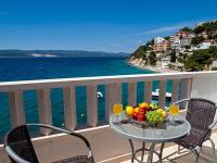 Studio Apartment with Sea View