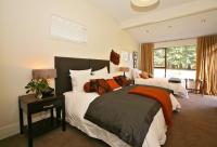 Twin or Double Room with Spa Bath