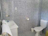 Queen Poolview Room