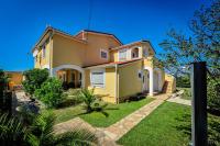 Apartments Dominique - Bed and Breakfast Nin