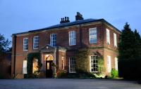 B&B Burton-on-Trent - Dovecliff Hall Hotel - Bed and Breakfast Burton-on-Trent