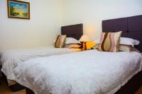 Camera Doppia con Letti Singoli con Bagno Privato 