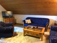 Apartment with Mountain View