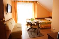 Dreibettzimmer mit Balkon