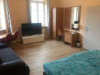 Chambre Double avec Toilettes Communes