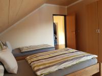 Grande Appartamento con 2 Camere da Letto e Balcone