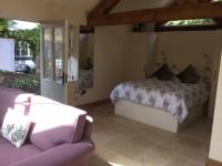 The Potting Shed - B&B Warwick