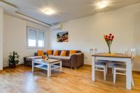 Piano Apartments Delta City - Bed and Breakfast Podgorica