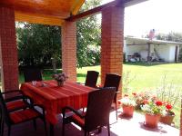 Tiszavirág Vendégház - B&B Tiszabábolna