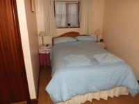 Doppel-/Zweibettzimmer mit Dusche