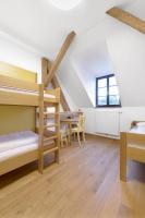Dreibettzimmer mit Bad