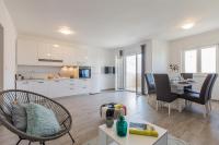 Maiv Residence - Family & Seaside Suites - B&B Rogoznica