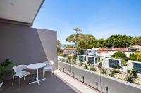 Bondi Beach Studio Penthouse Suite + Balcony - Chambres d’hôtes Sydney