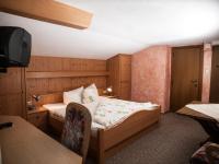 Family Two-Bedroom Suite ( 2 Adults + 2 Children )